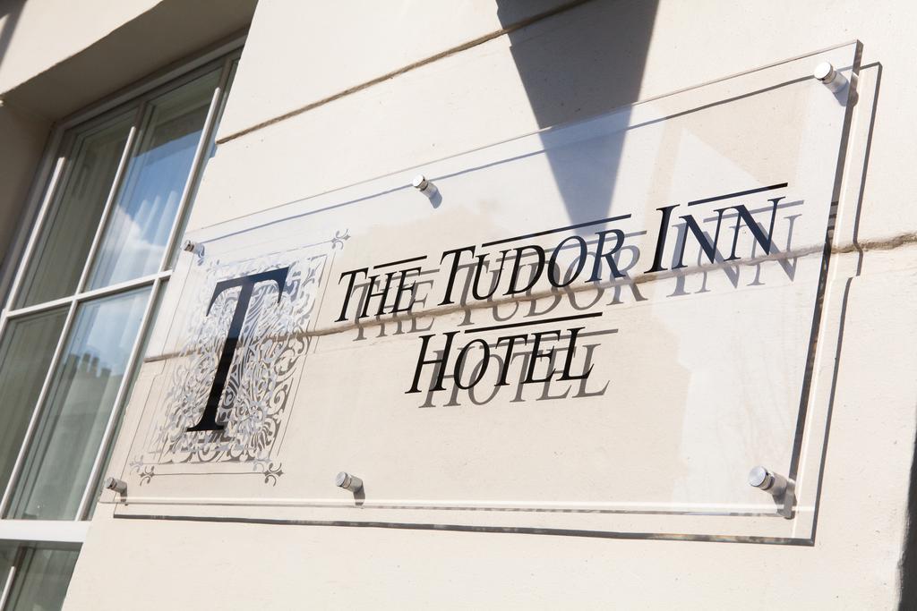 The Tudor Inn Hotel Londres Exterior foto